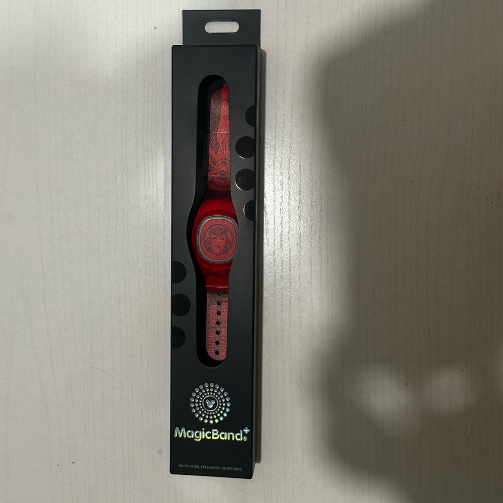 Disney Scarlet Witch MagicBand+ (UNOPENED)